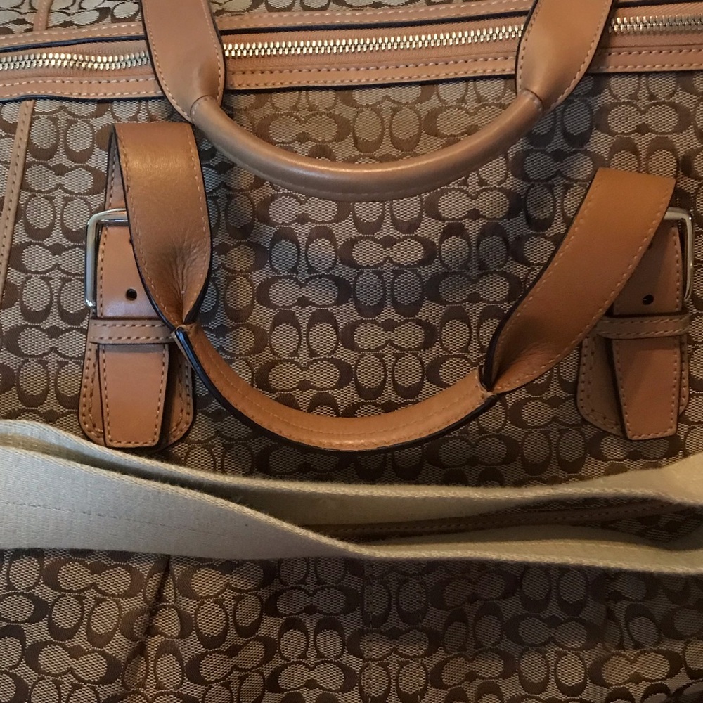 Duffle Bag - Picture 3 of 7